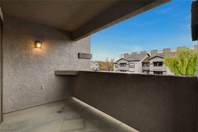 Building Photo - 45 Maleena Mesa St