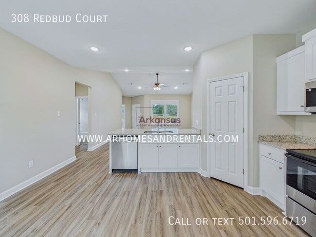 Building Photo - 308 Redbud Ct