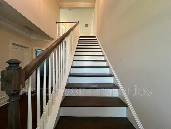 Building Photo - 17027 Challory Gln Wy