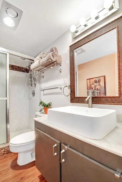 Building Photo - 4070 Tivoli Ct