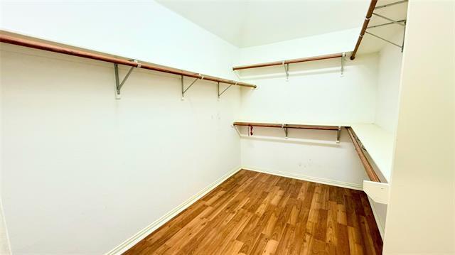 Building Photo - 9312 Vista Cir