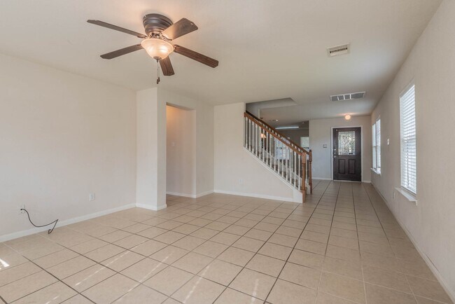 Building Photo - 20931 Gastonbury Ln