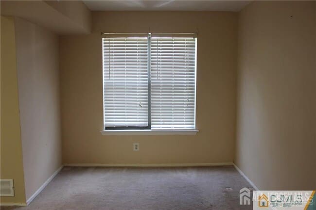 Building Photo - 82 Keystone Ct