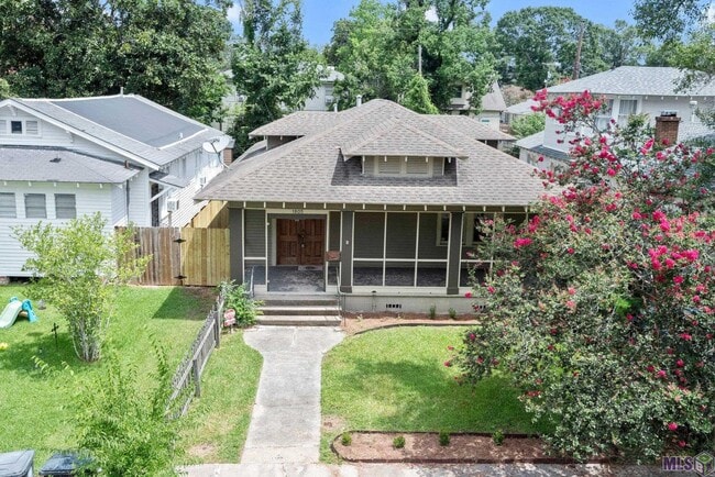 Primary Photo - 1805 Myrtle Walk St