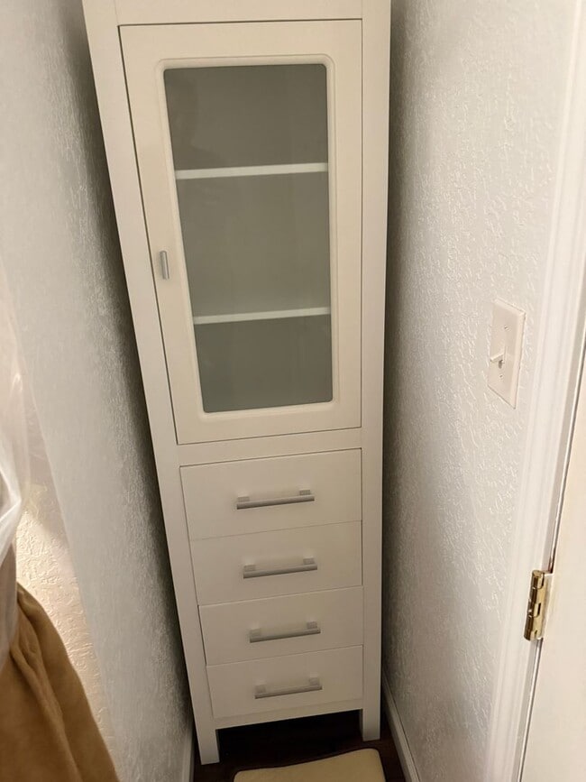 Building Photo - ~ FALL SPECIAL ~  Golf Course Views ~ 4 Be...