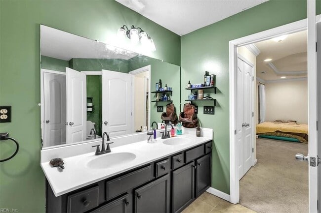 Building Photo - 9449 Garrett Ave