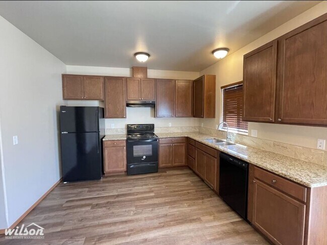 Building Photo - 2902 Willow St