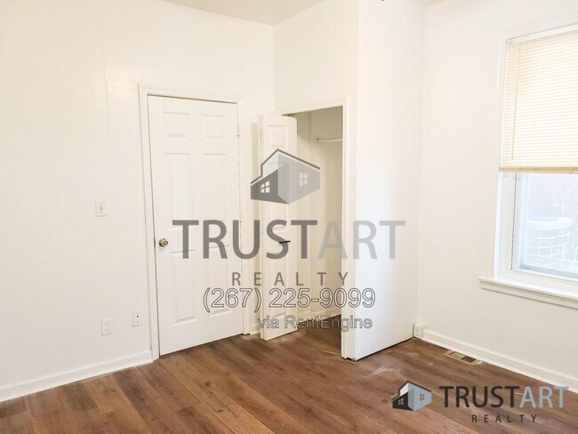 Building Photo - 4917 Greene St