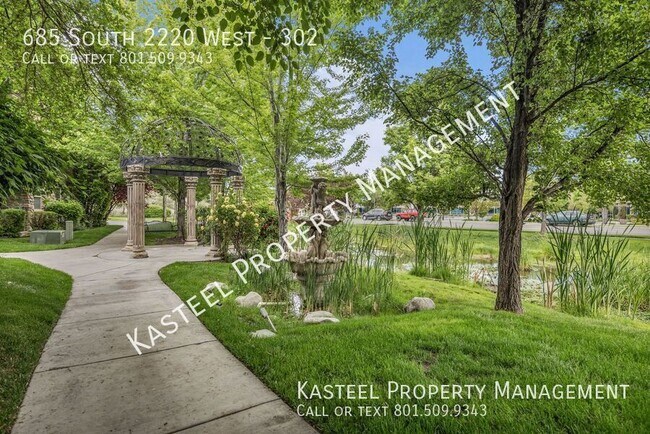 Building Photo - 685 S 2220 W