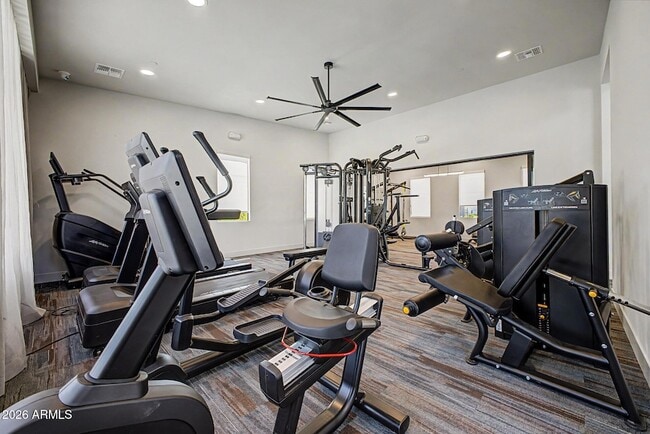 Building Photo - 2121 W Sonoran Desert Dr