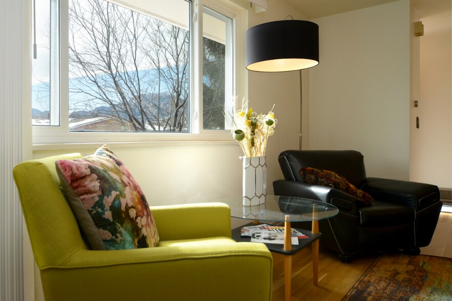 Building Photo - 4680 Talbot Dr