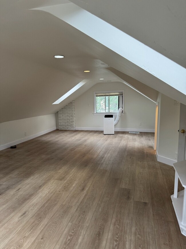 Building Photo - 1216 S 1100 E