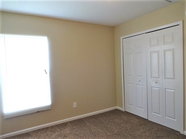 Building Photo - 9427 Arbor Oak Ln