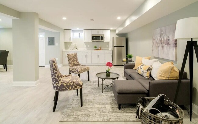 Building Photo - 4410 16th St NE