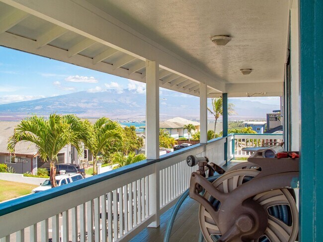 Building Photo - Luxury Maui Living in a Spacious Wailuku Showpiece