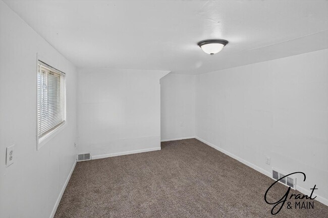 Building Photo - 21787 Nevada Ave