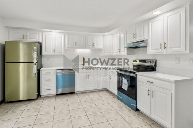 Building Photo - 21 Pleasant Park