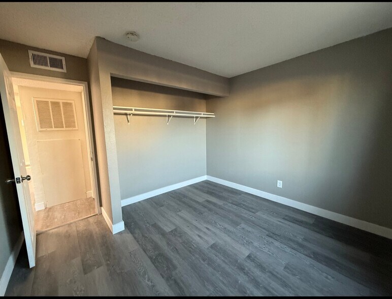 Building Photo - 632 Triest Ct