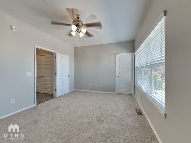 Building Photo - 1746 N Reno Dr