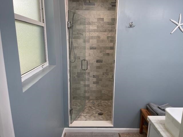 Building Photo - 2002 Greenwood Dr