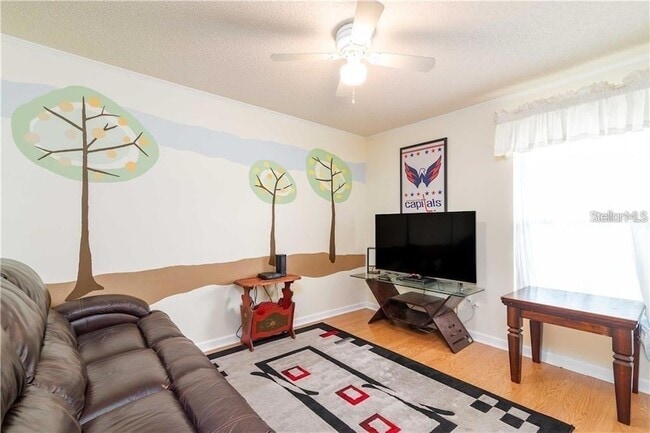 Building Photo - 1907 Coral Tree Ct