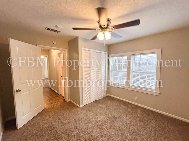 Building Photo - 109 Kirven Ave