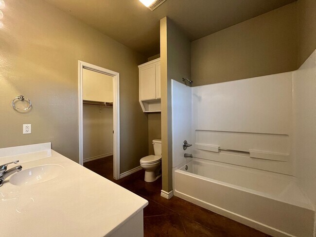 Building Photo - 3045 Palomino Trail