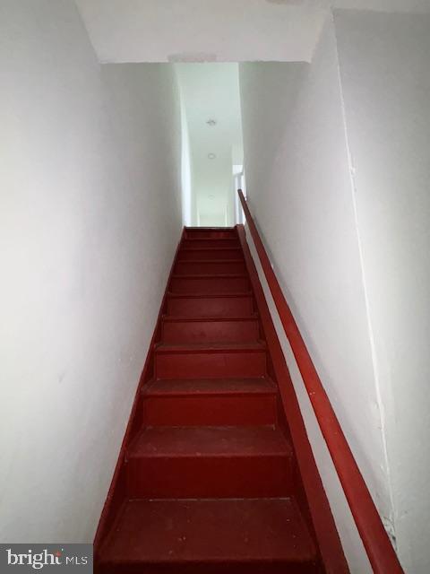 Building Photo - 2029 E Tioga St