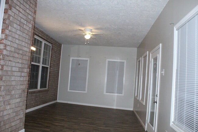 Building Photo - West Augusta Home with Separate Mother - In - Law Suite