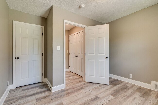 Building Photo - 3 Bed/2 Bath fully Renovated House
