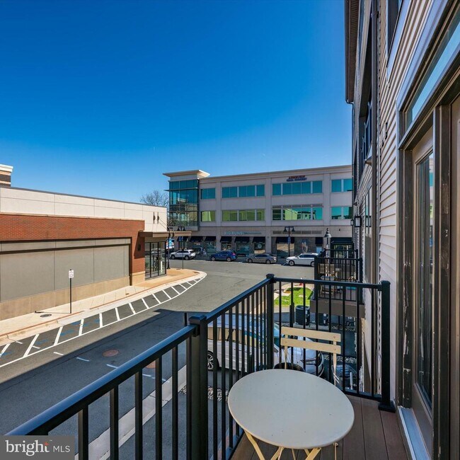 Building Photo - 44674 Provincetown Dr