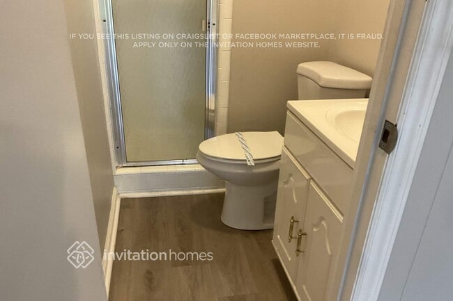 Building Photo - 2642 Hill Ln