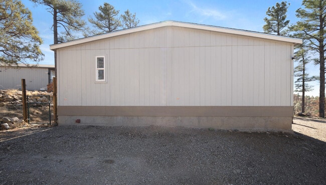 Building Photo - 112 Via Madera