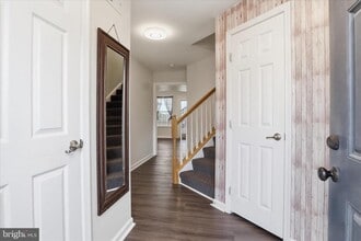 Building Photo - 98 Short Branch Rd