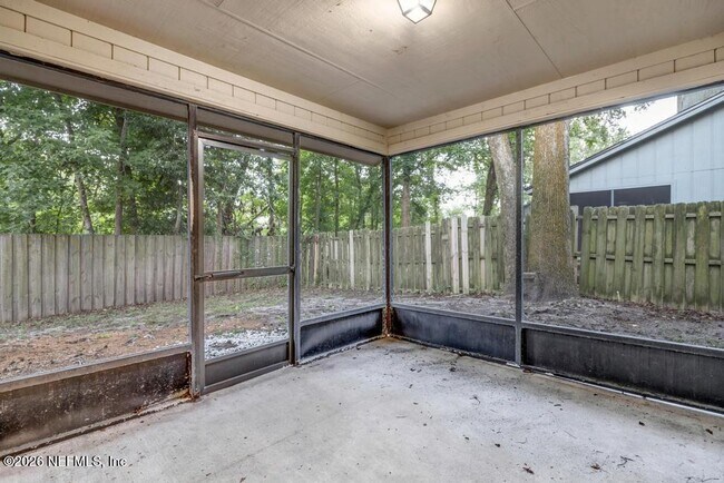 Building Photo - 3105 Coral Reef Dr