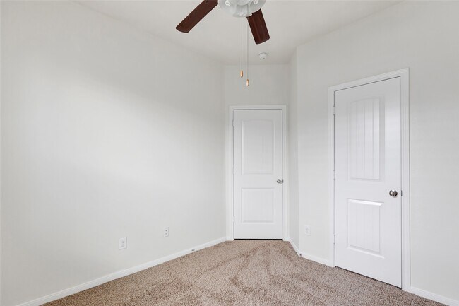 Building Photo - 12911 Madison Boulder Ln