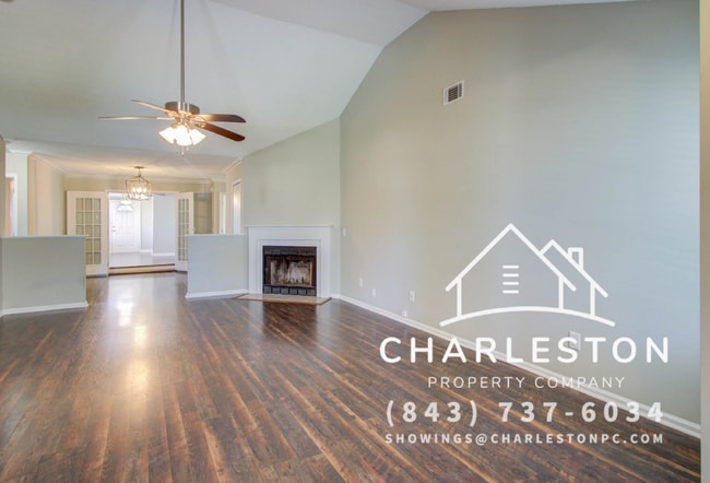 Building Photo - 156 Pecan Grove Ave