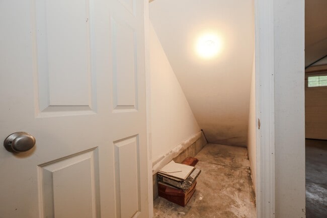 Building Photo - 34 Caramel Dr