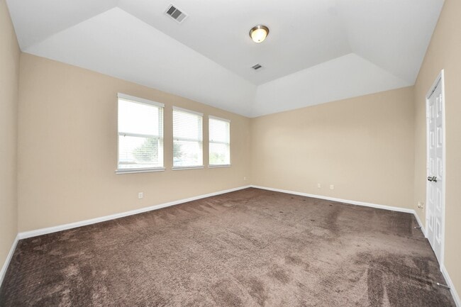 Building Photo - 27419 Canyon Reach Dr