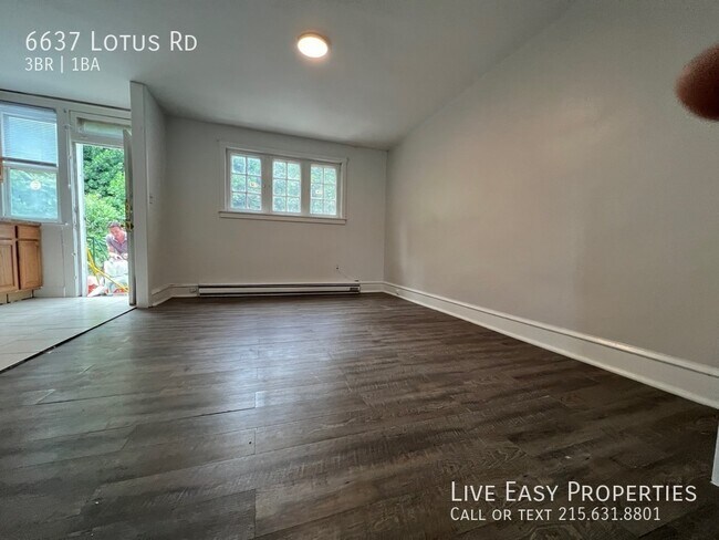 Building Photo - Beautiful 3 Bed / 1 Bath and Amazing Street!
