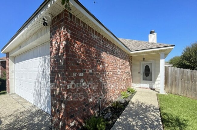 Primary Photo - 9382 Pecan Tree Dr