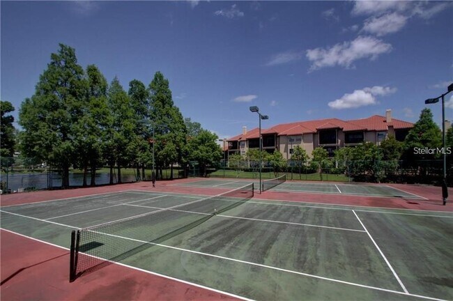 Building Photo - 2400 Feather Sound Dr