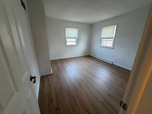 Building Photo - 325 Griffith Dr