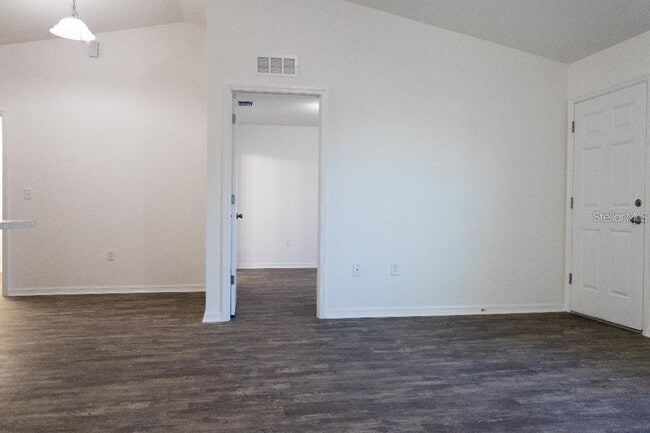 Building Photo - 5564 NW 61st Ave