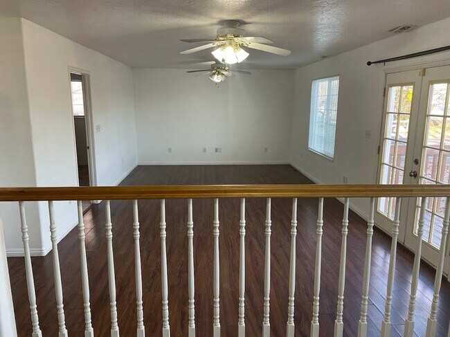 Building Photo - 3315 E Windhover Rd