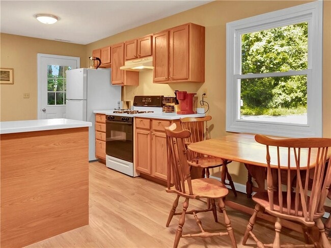 Building Photo - 296 Signal Rock Dr