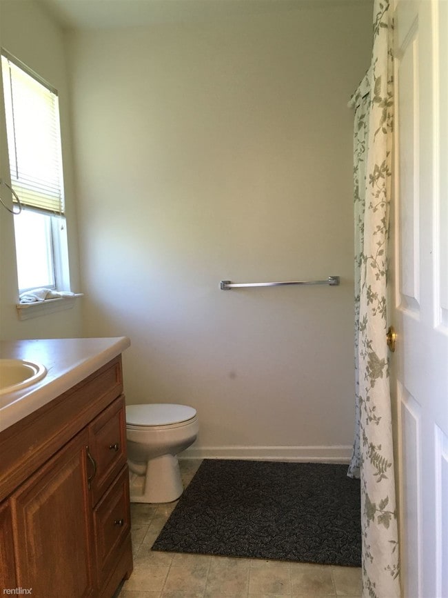 Building Photo - 2 br, 1 bath Condo - 240 Countryside Ln