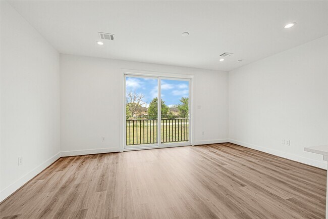 Building Photo - 4606 Crown Grove Ln