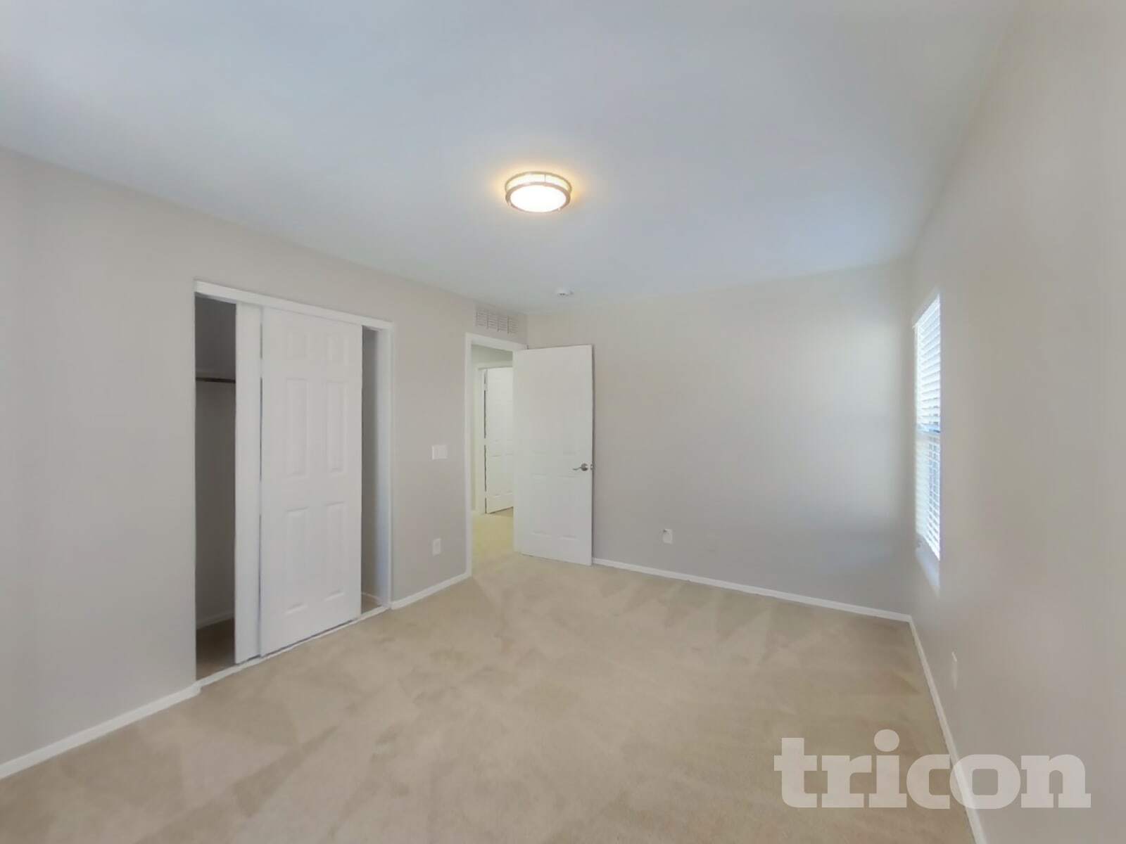 Building Photo - 6327 W Fawn Dr