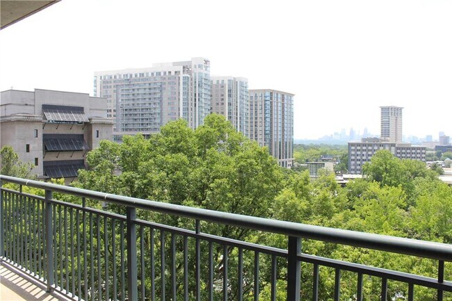 Building Photo - 3040 Peachtree Rd NW